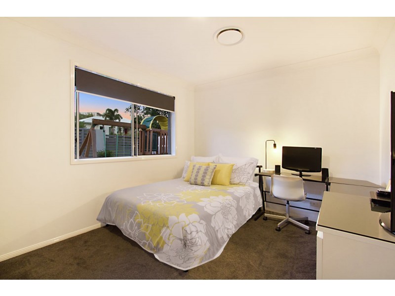 6 Starush Court, Upper Coomera QLD 4209