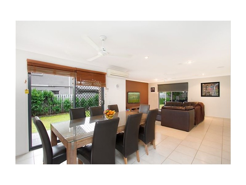 24 Bahkeeta Street, Oxenford QLD 4210