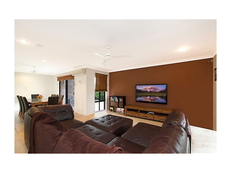 24 Bahkeeta Street, Oxenford QLD 4210