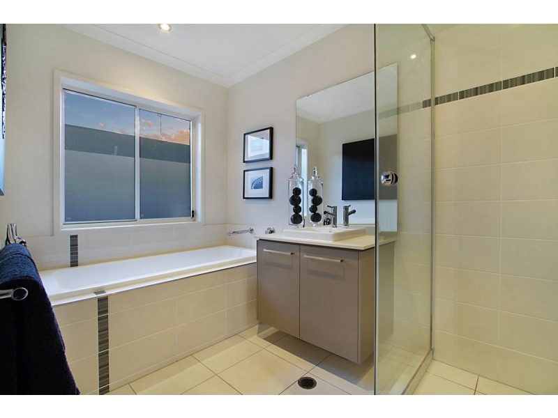 54 Macleay Circuit, Upper Coomera QLD 4209