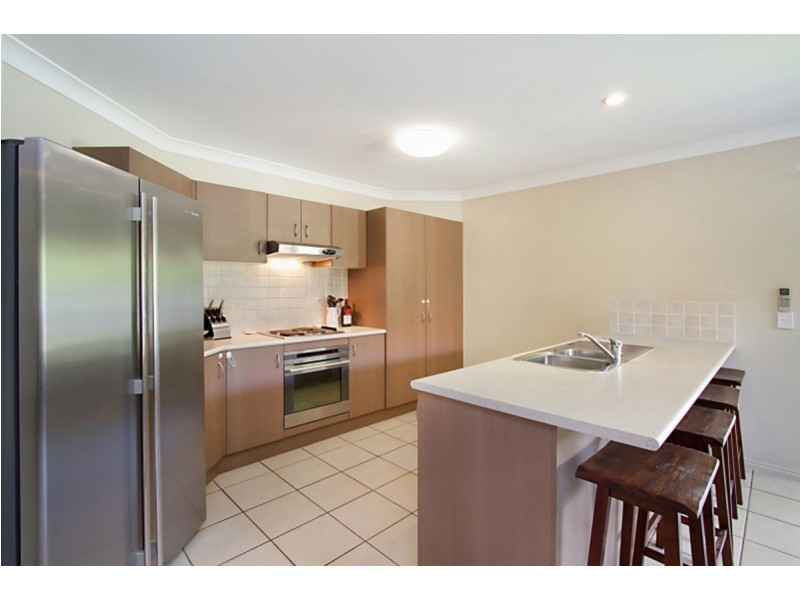 8 Firecrest Close, Upper Coomera QLD 4209