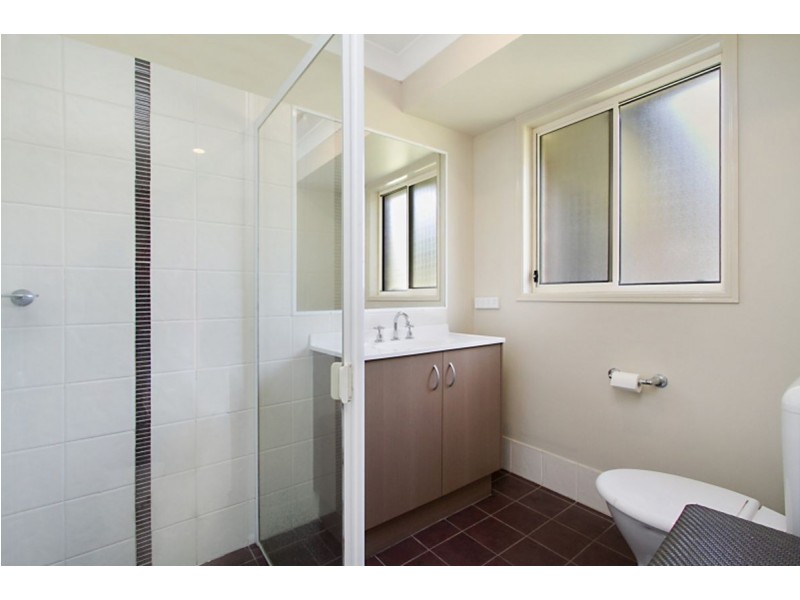 8 Firecrest Close, Upper Coomera QLD 4209