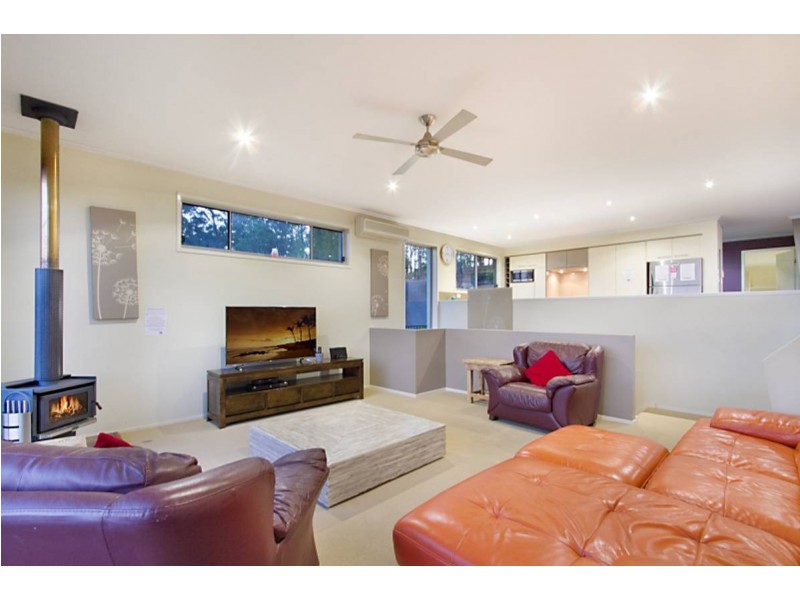 33 Otmoor Road, Upper Coomera QLD 4209