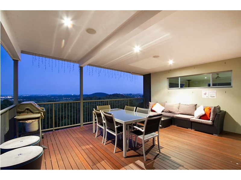 33 Otmoor Road, Upper Coomera QLD 4209