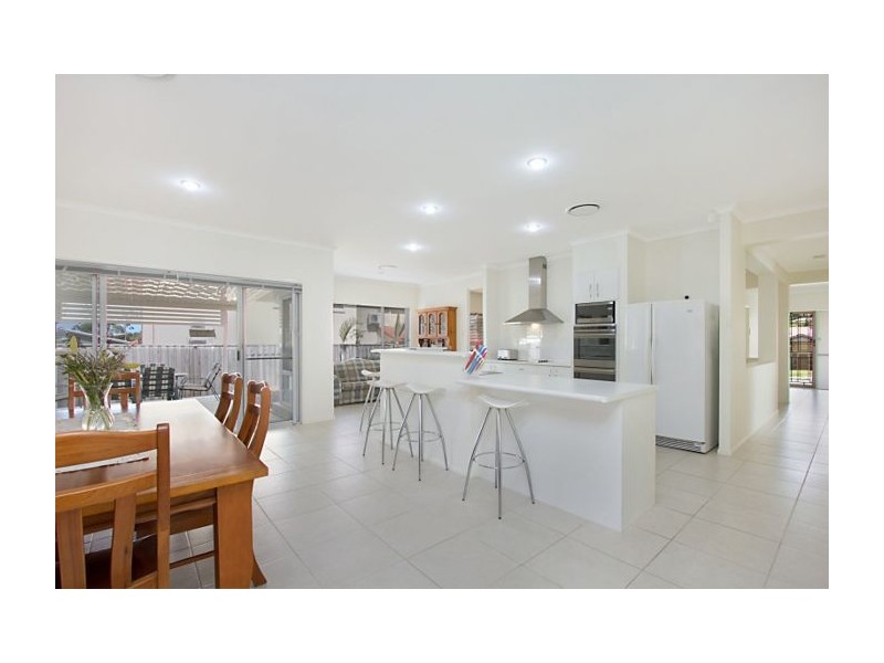 16 Greendragon Crescent, Upper Coomera QLD 4209