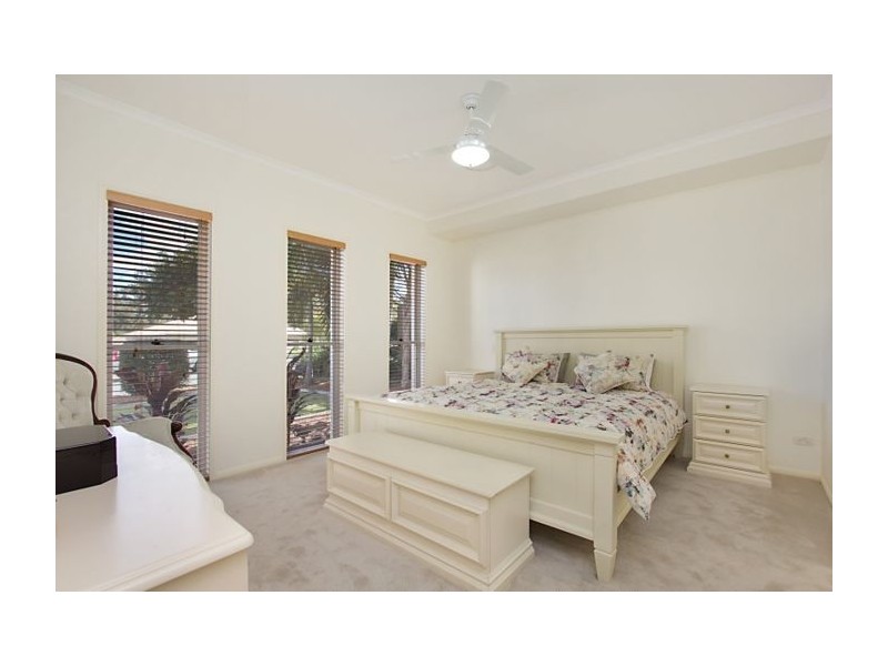 16 Greendragon Crescent, Upper Coomera QLD 4209