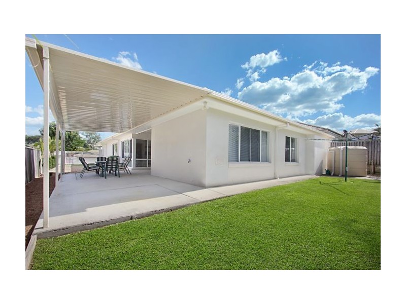 16 Greendragon Crescent, Upper Coomera QLD 4209