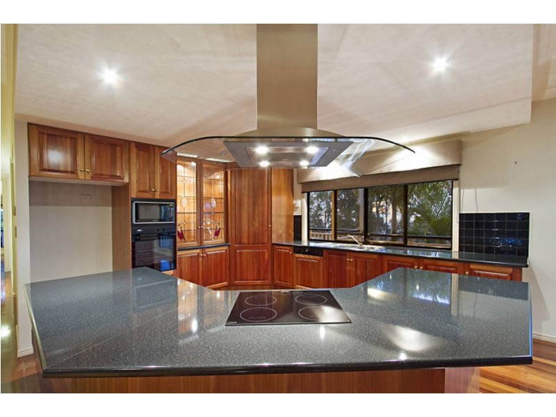 319 Wongawallan Drive, Wongawallan QLD 4210