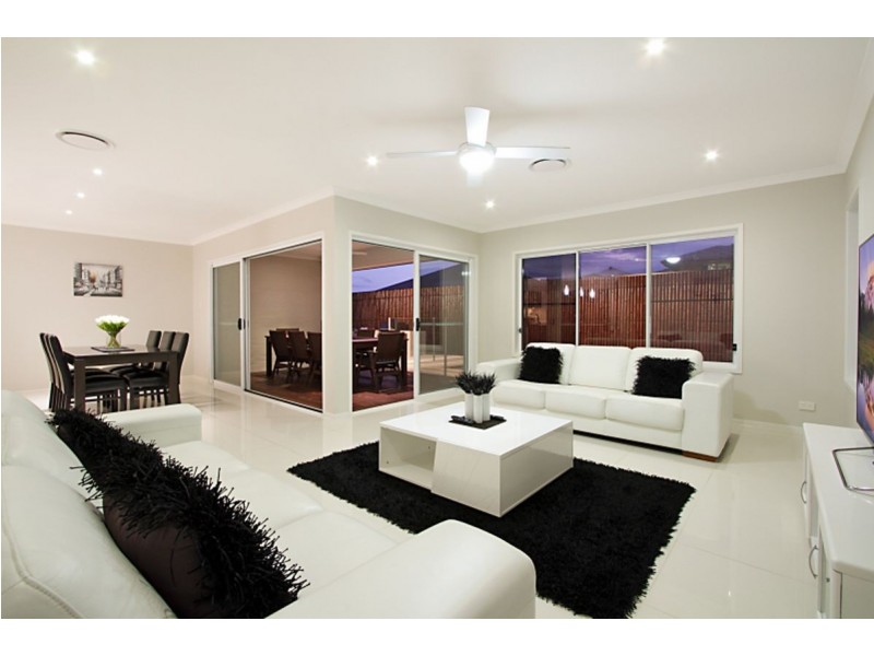 53 Macleay Circuit, Upper Coomera QLD 4209