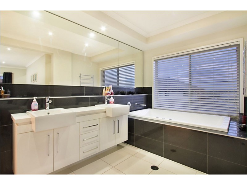53 Macleay Circuit, Upper Coomera QLD 4209
