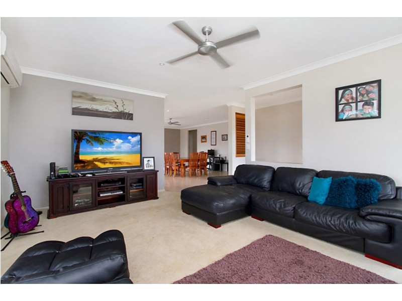11 Nandina Court, Upper Coomera QLD 4209