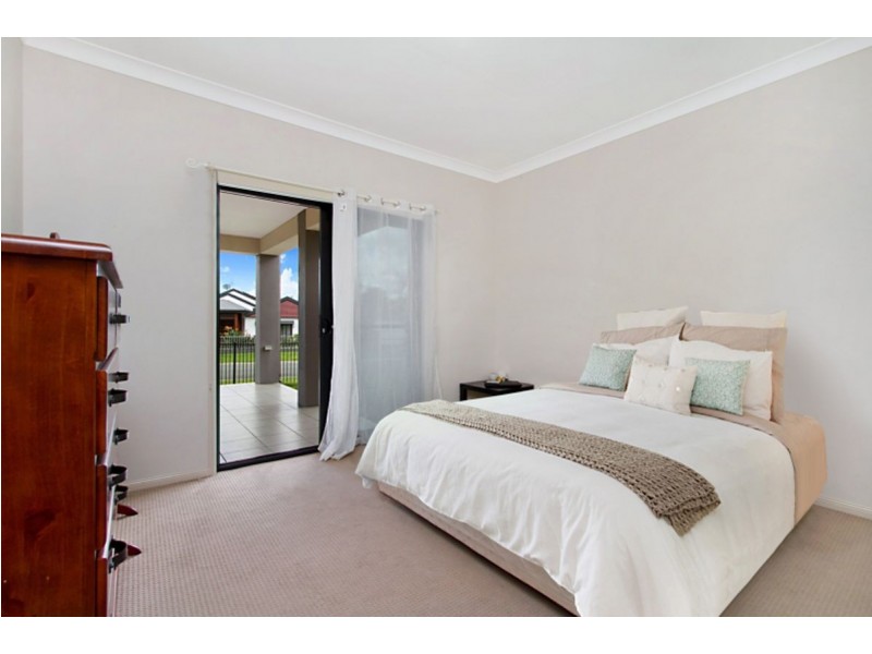 11 Nandina Court, Upper Coomera QLD 4209