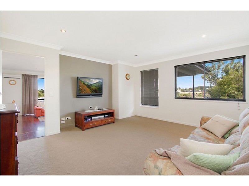 4 Barrington Street, Upper Coomera QLD 4209