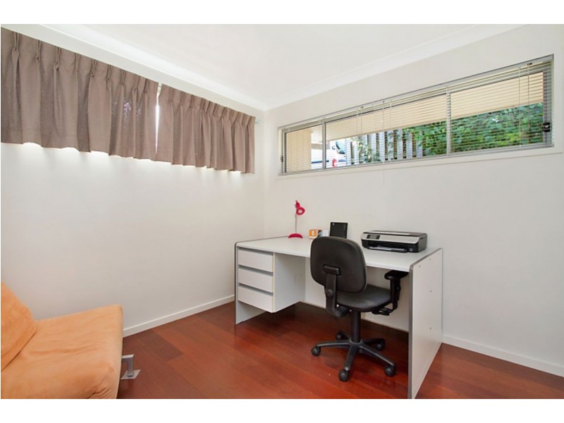 4 Barrington Street, Upper Coomera QLD 4209