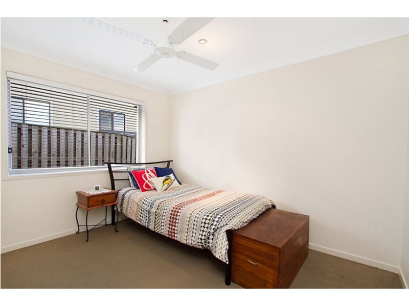 4 Barrington Street, Upper Coomera QLD 4209