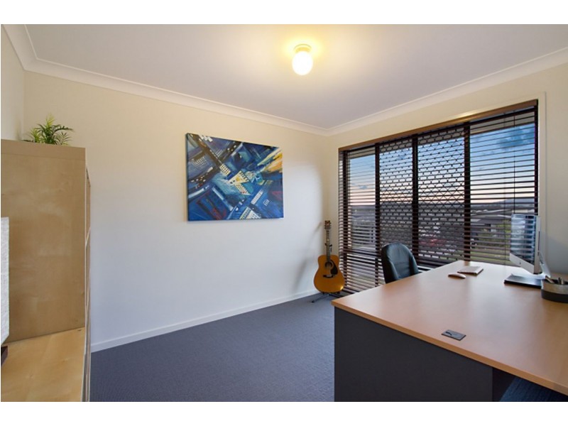 15 Santa Clara Rise, Upper Coomera QLD 4209