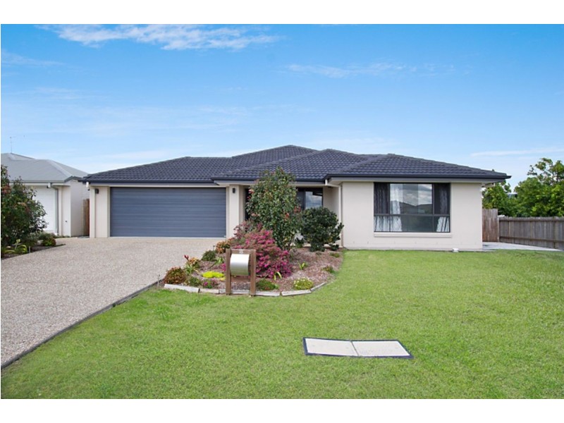 18 Undarra Street, Pimpama QLD 4209