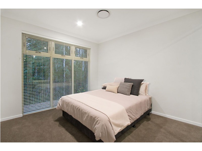 11 Halifax Circuit, Pimpama QLD 4209