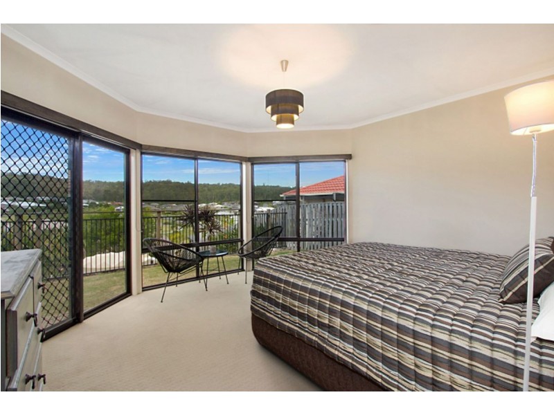 117 Wunburra Circle, Pacific Pines QLD 4211