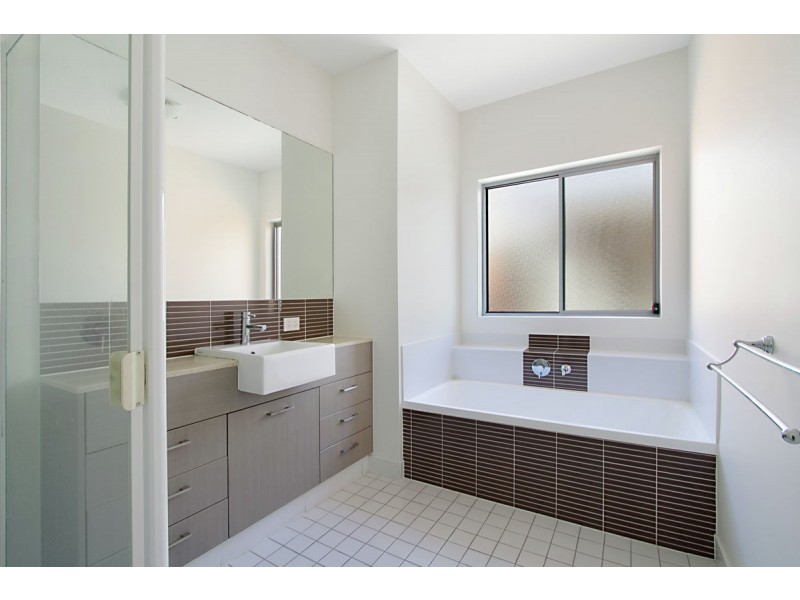 934/74-84 Sheehan Avenue, Hope Island QLD 4212
