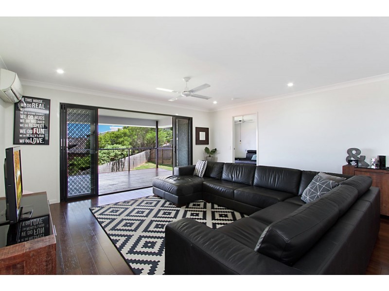 26 Currawong Crescent, Upper Coomera QLD 4209