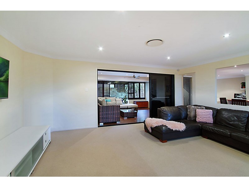 27 Candlebark Circuit, Upper Coomera QLD 4209