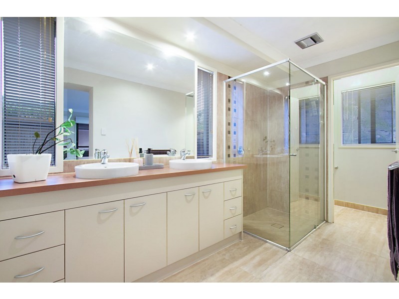 27 Candlebark Circuit, Upper Coomera QLD 4209