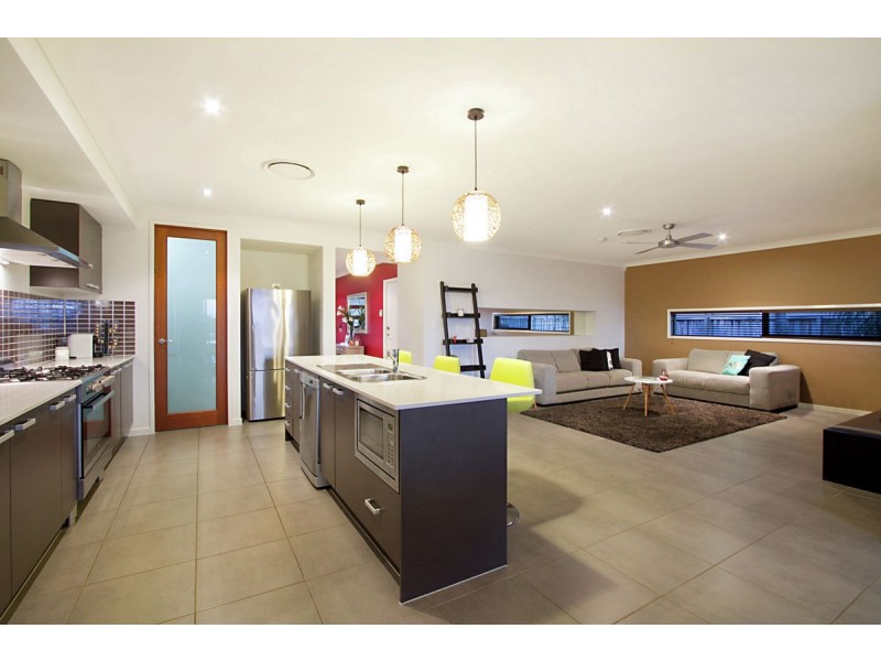 25 Abercrombie Crescent, Upper Coomera QLD 4209