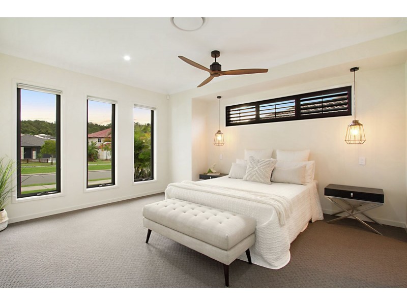 81 Wunburra Circle, Pacific Pines QLD 4211