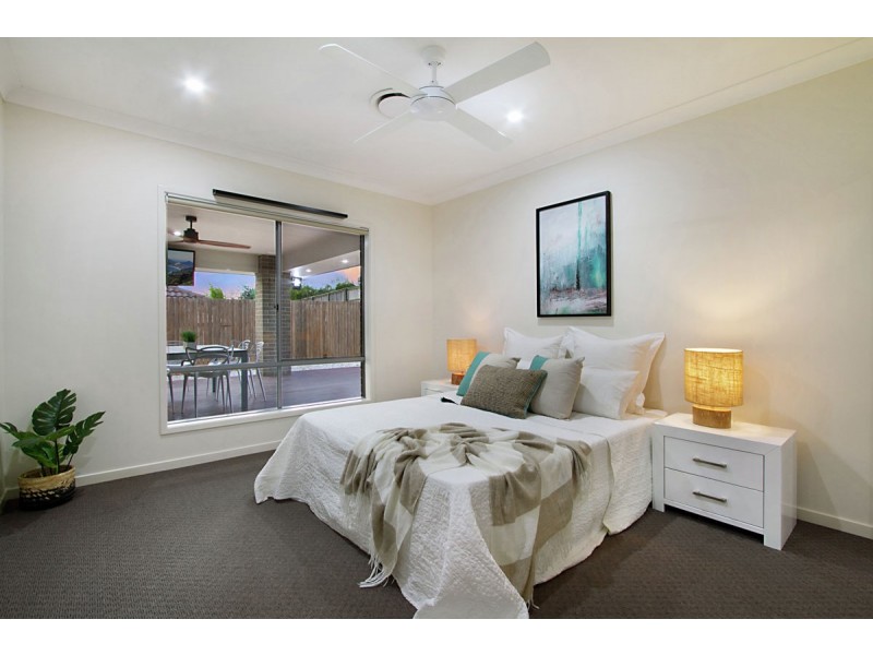 81 Wunburra Circle, Pacific Pines QLD 4211