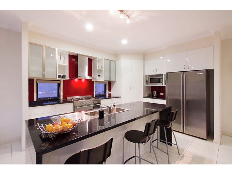 27 Lysterfield Rise, Upper Coomera QLD 4209