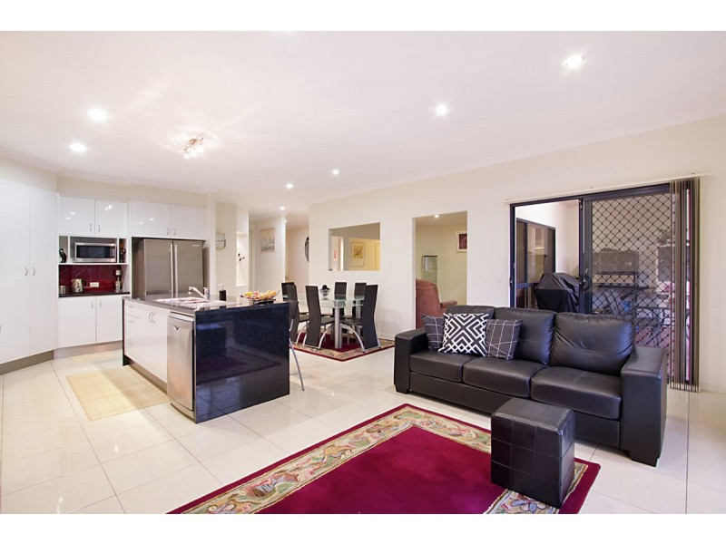 27 Lysterfield Rise, Upper Coomera QLD 4209
