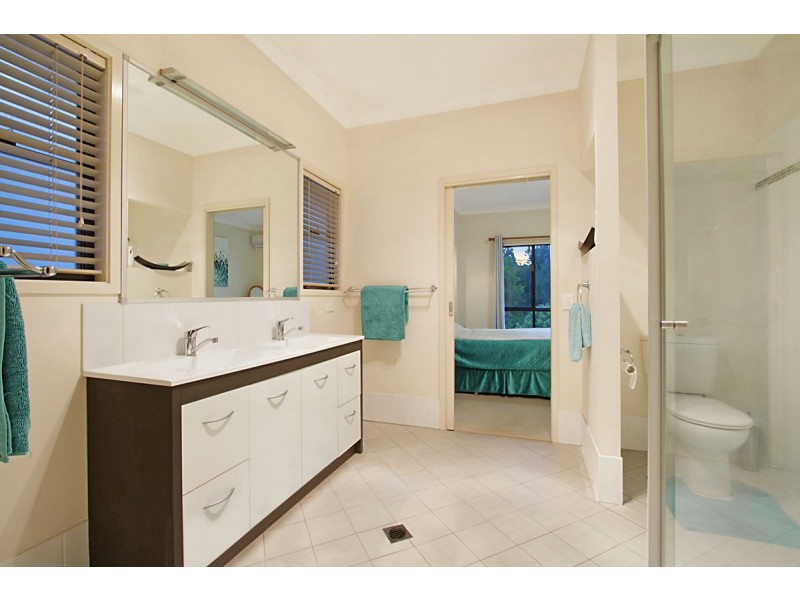 27 Lysterfield Rise, Upper Coomera QLD 4209