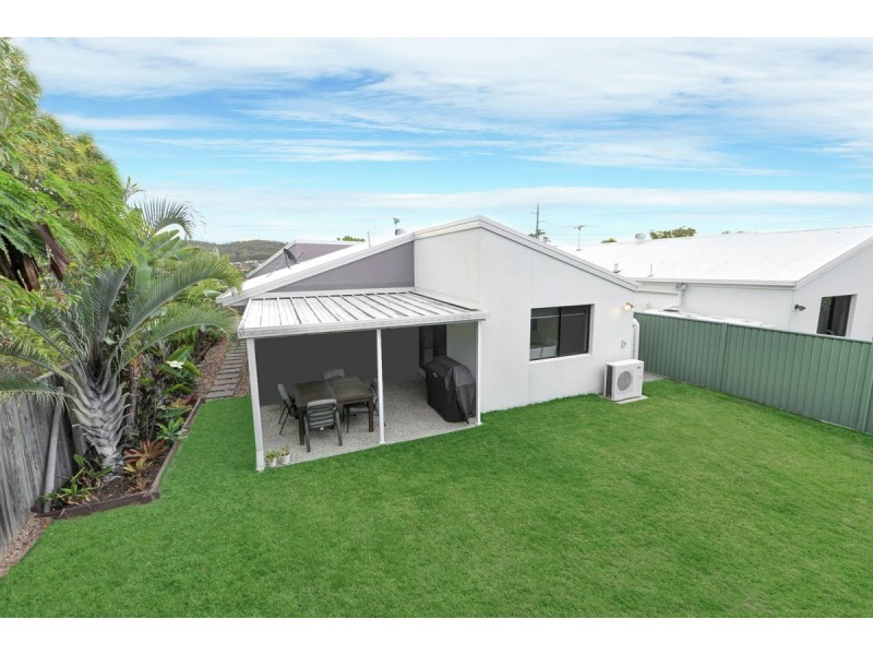 2/20 Cabriolet Court, Upper Coomera QLD 4209