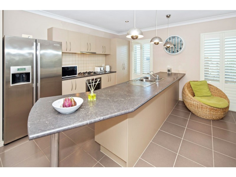 8 Vasey Court, Upper Coomera QLD 4209