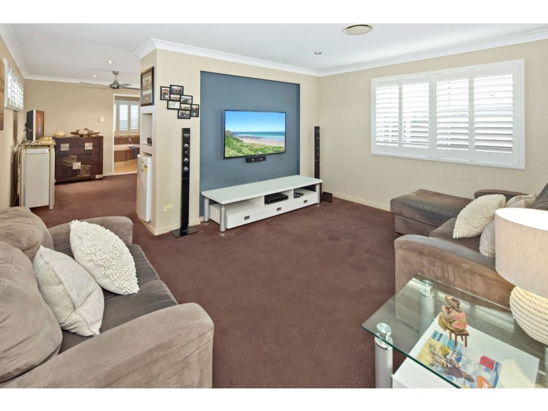 8 Vasey Court, Upper Coomera QLD 4209