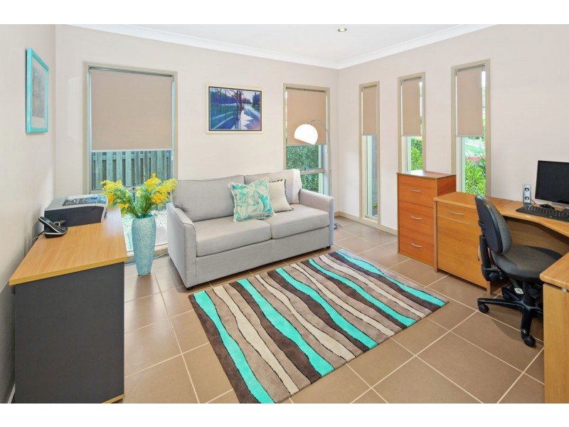 8 Vasey Court, Upper Coomera QLD 4209