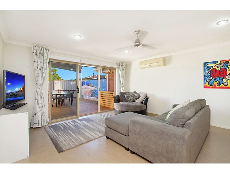 2/6 Cardwell Street, Upper Coomera QLD 4209