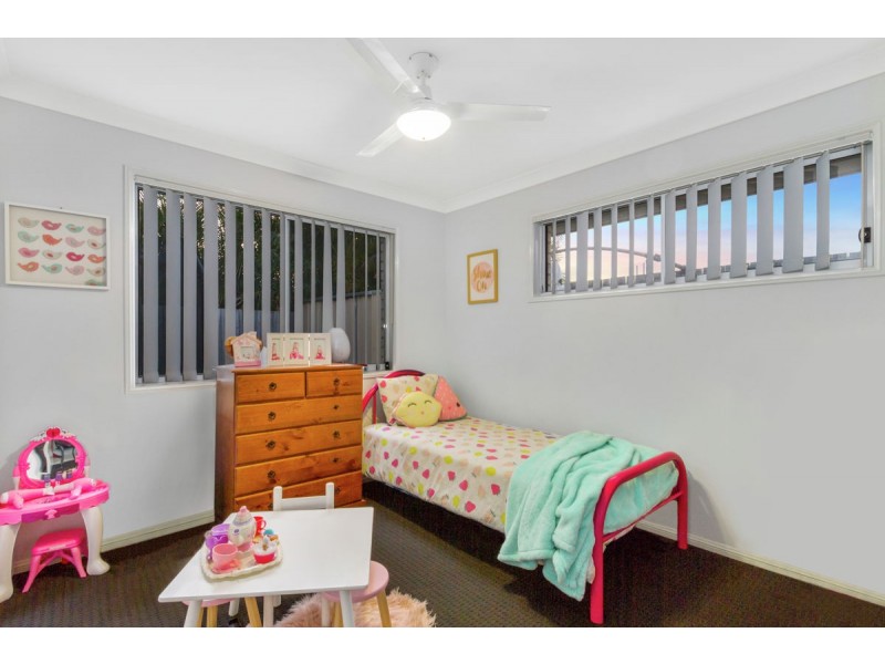 2 Nicola Way, Upper Coomera QLD 4209