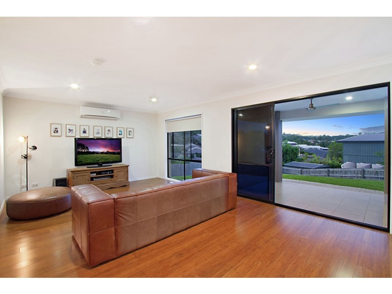 22 Coomerong Crescent, Upper Coomera QLD 4209