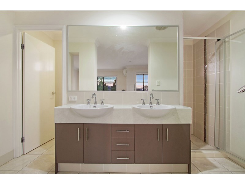 22 Coomerong Crescent, Upper Coomera QLD 4209