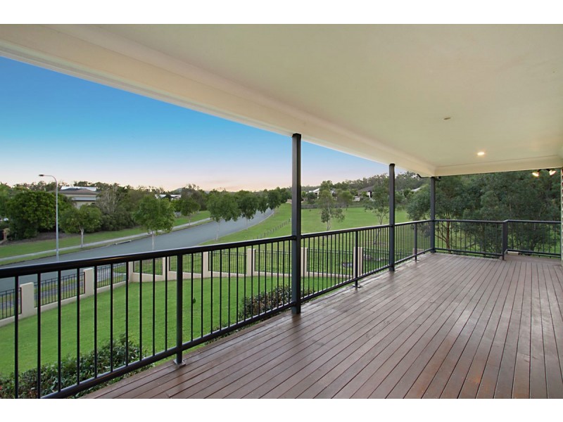 9 Starush Court, Upper Coomera QLD 4209