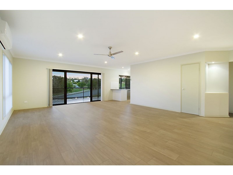 9 Starush Court, Upper Coomera QLD 4209
