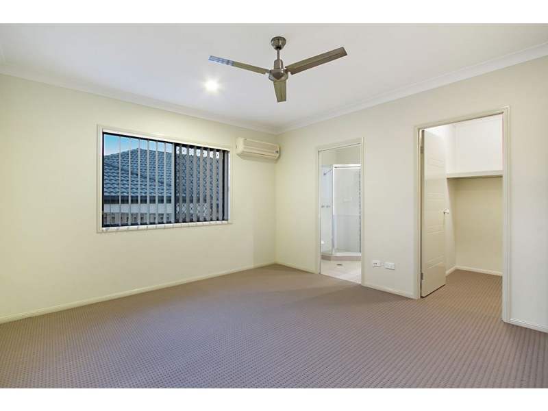 9 Starush Court, Upper Coomera QLD 4209