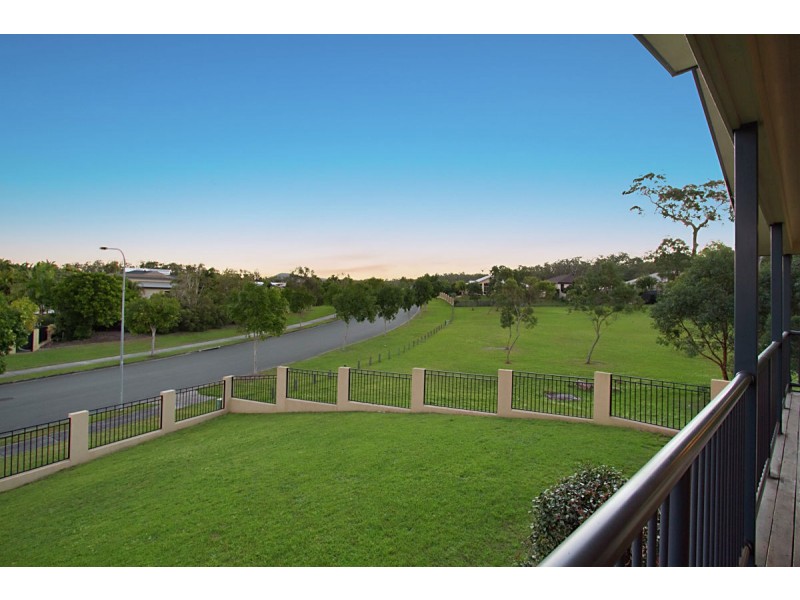 9 Starush Court, Upper Coomera QLD 4209