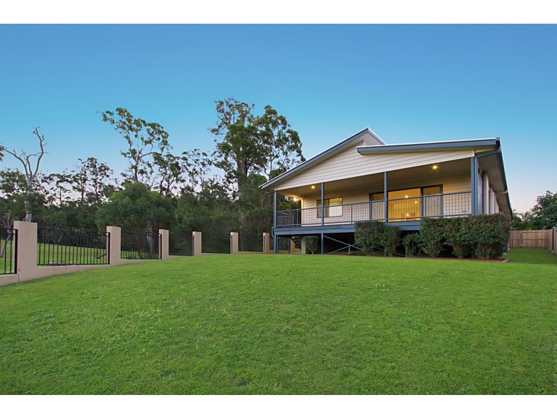 9 Starush Court, Upper Coomera QLD 4209