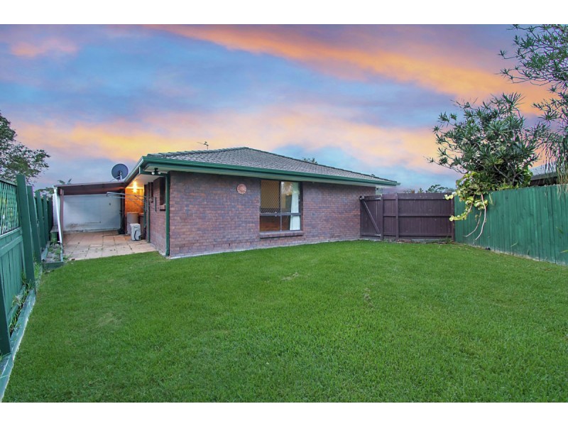 1/14 Burwood Court, Labrador QLD 4215