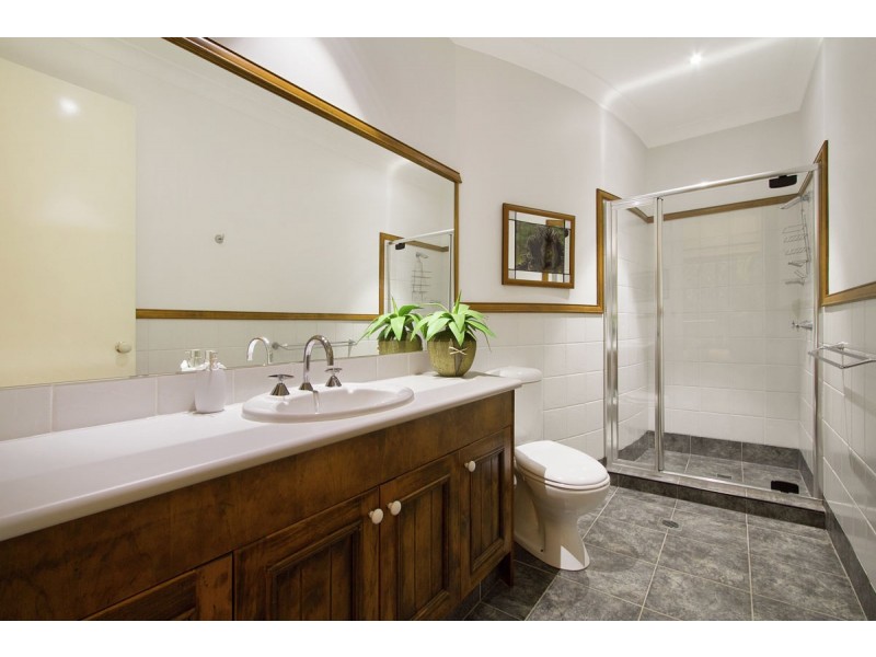 51 Timberview Drive, Wongawallan QLD 4210