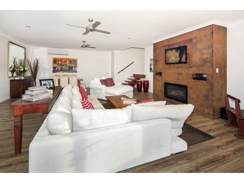 38 Heatherdale Drive, Upper Coomera QLD 4209