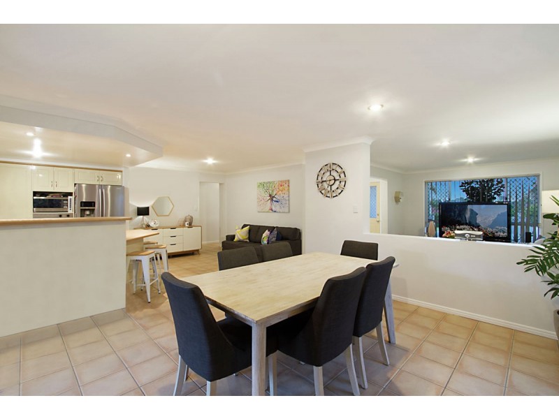 15 River Meadows Dr, Upper Coomera QLD 4209
